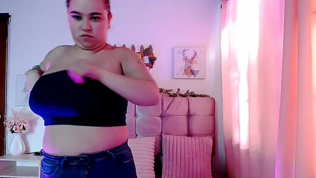 MiaD amour online show from September 29, 2025, 3:28 pm