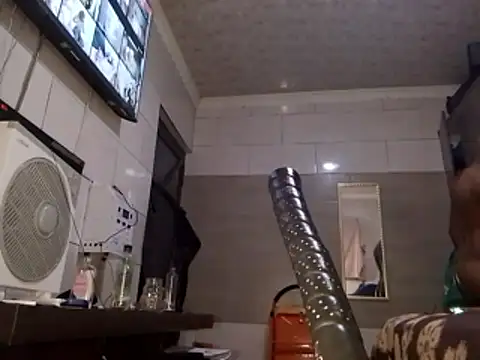 Snapshot of Stormward chatting on March 23, 2026, 10:31 pm Stormward online show from March 23, 2026, 10:31 pm