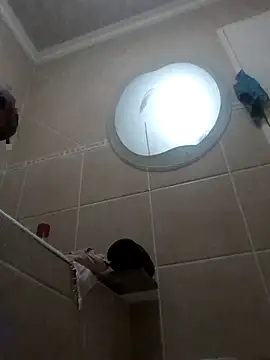 Snapshot of Stormward chatting on October 31, 2025, 6:15 pm Stormward online show from October 31, 2025, 6:15 pm