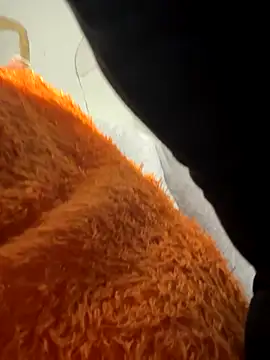 Snapshot of LunaBaker-1 chatting on November 29, 2025, 8:42 pm LunaBaker-1 online show from November 29, 2025, 8:42 pm