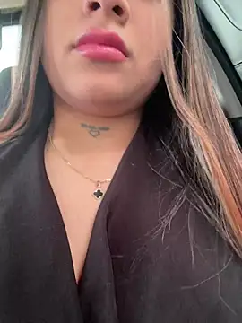 Snapshot of LunaBaker-1 chatting on January 13, 2026, 7:40 pm LunaBaker-1 online show from January 13, 2026, 7:40 pm