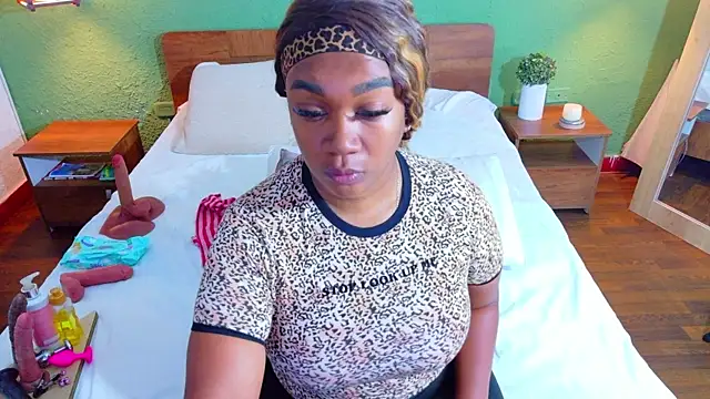 dannaahbrown online show from April 2, 2026, 1:18 pm