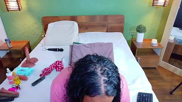 dannaahbrown online show from March 19, 2026, 3:34 pm