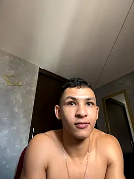 liuscast22 online show from October 25, 2025, 4:18 pm