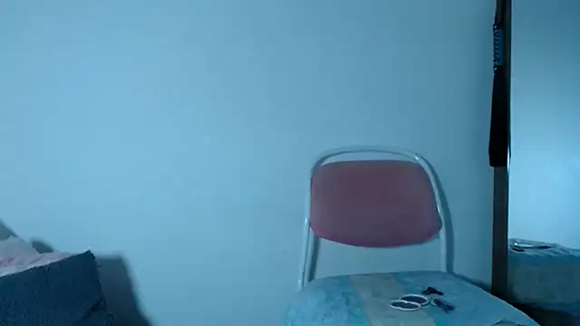 Snapshot of KaiicyQuuen chatting on October 30, 2025, 12:14 pm KaiicyQuuen online show from October 30, 2025, 12:14 pm