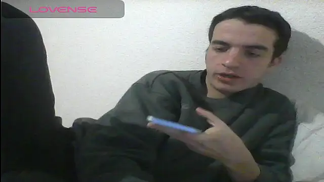 Snapshot of Tombgy07 chatting on January 20, 2025, 7:35 pm Tombgy07 online show from January 20, 2025, 7:35 pm