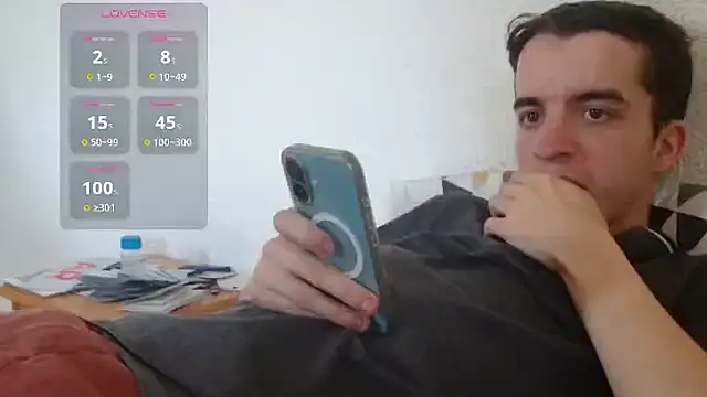 Tombgy07 online show from April 19, 2026, 12:28 pm