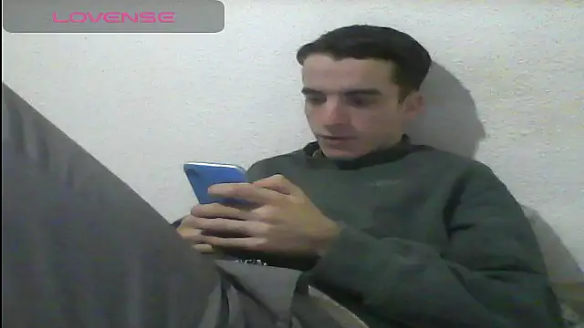 Snapshot of Tombgy07 chatting on February 15, 2025, 8:23 pm Tombgy07 online show from February 15, 2025, 8:23 pm