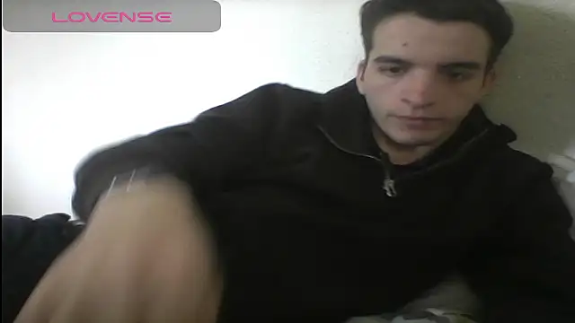 Snapshot of Tombgy07 chatting on March 8, 2025, 2:51 pm Tombgy07 online show from March 8, 2025, 2:51 pm