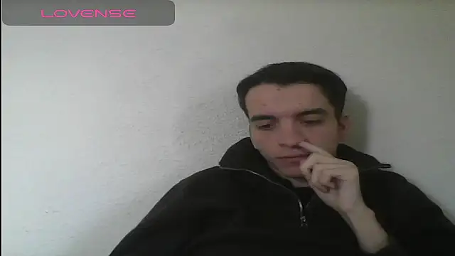 Snapshot of Tombgy07 chatting on March 5, 2025, 1:17 pm Tombgy07 online show from March 5, 2025, 1:17 pm