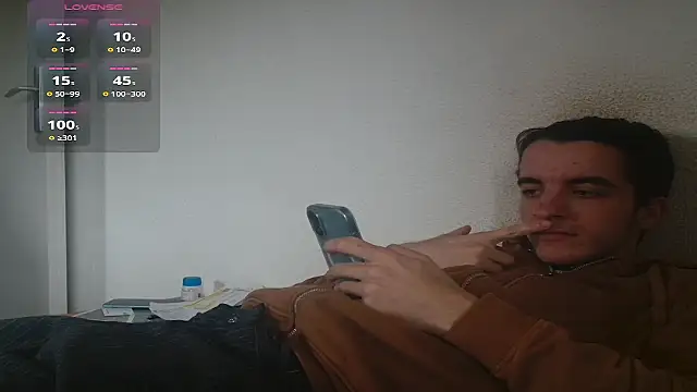 Tombgy07 online show from January 17, 2026, 2:09 pm