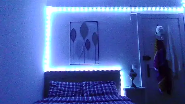 Snapshot of 99_GANAr chatting on November 21, 2025, 7:24 pm 99 GANAr online show from November 21, 2025, 7:24 pm