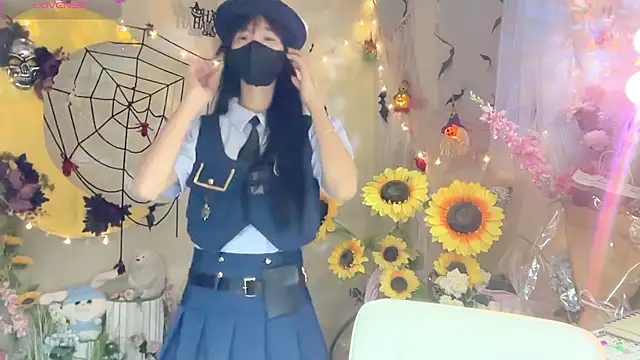 Snapshot of Your-Sunshine chatting on October 30, 2025, 4:37 pm Your-Sunshine online show from October 30, 2025, 4:37 pm