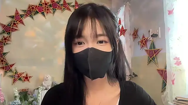 Snapshot of Your-Sunshine chatting on September 27, 2025, 4:18 am Your-Sunshine online show from September 27, 2025, 4:18 am