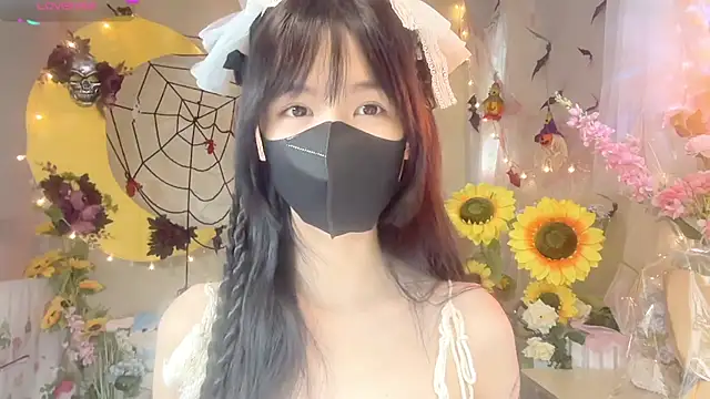 Snapshot of Your-Sunshine chatting on November 2, 2025, 4:50 am Your-Sunshine online show from November 2, 2025, 4:50 am