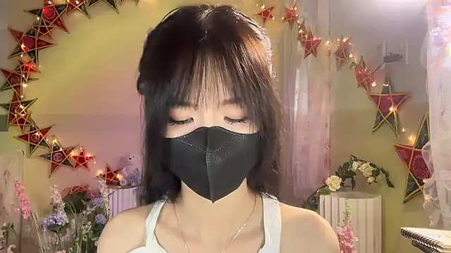 Snapshot of Your-Sunshine chatting on October 3, 2025, 6:26 am Your-Sunshine online show from October 3, 2025, 6:26 am