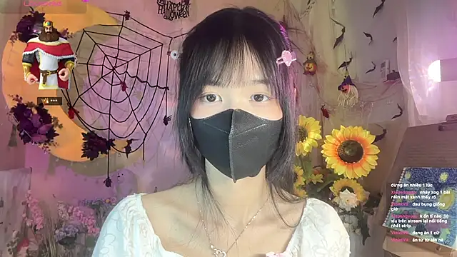 Snapshot of Your-Sunshine chatting on November 10, 2025, 4:56 pm Your-Sunshine online show from November 10, 2025, 4:56 pm