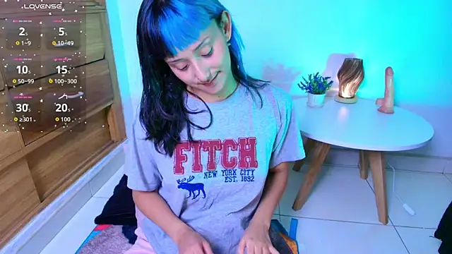 tati cardenas online show from March 1, 2026, 2:44 am