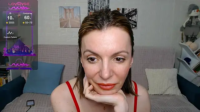 Snapshot of kiramarta chatting on March 7, 2025, 5:06 pm kiramarta online show from March 7, 2025, 5:06 pm