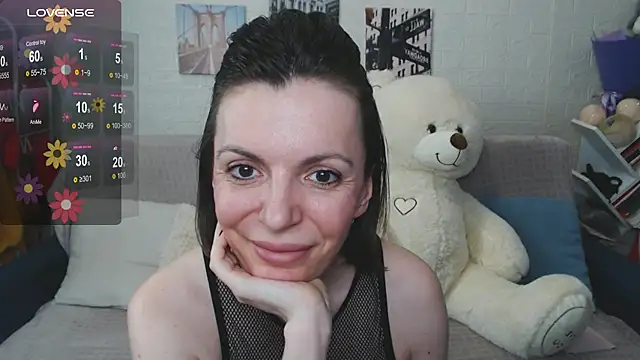 Snapshot of kiramarta chatting on November 2, 2025, 4:01 pm kiramarta online show from November 2, 2025, 4:01 pm