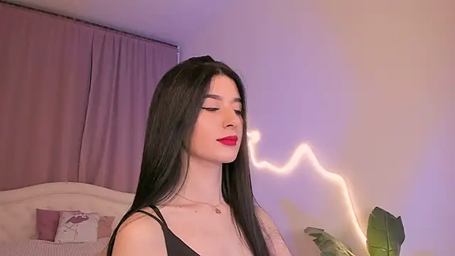 LauraCoy online show from May 9, 2026, 8:34 pm