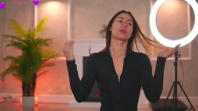 Snapshot of Abbela_White chatting on November 25, 2025, 6:03 am Abbela White online show from November 25, 2025, 6:03 am