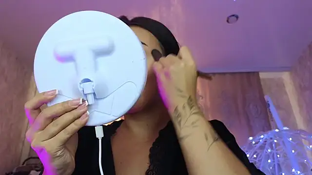 Snapshot of lily__foster chatting on February 20, 2026, 5:48 am lily foster online show from February 20, 2026, 5:48 am