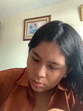 Snapshot of moncerrat_luna chatting on October 30, 2025, 9:01 pm moncerrat luna online show from October 30, 2025, 9:01 pm