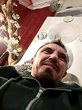 Snapshot of erbod_Johnny chatting on October 29, 2025, 1:26 am erbod Johnny online show from October 29, 2025, 1:26 am