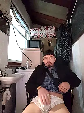 Snapshot of erbod_Johnny chatting on October 22, 2025, 10:41 pm erbod Johnny online show from October 22, 2025, 10:41 pm