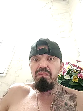 Snapshot of erbod_Johnny chatting on December 1, 2025, 4:19 pm erbod Johnny online show from December 1, 2025, 4:19 pm