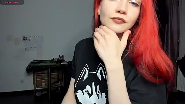 Snapshot of KitsuneRem chatting on January 9, 2025, 10:20 pm KitsuneRem online show from January 9, 2025, 10:20 pm