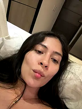 Snapshot of Sophie__Foxxx chatting on September 9, 2025, 8:13 am Sophie Foxxx online show from September 9, 2025, 8:13 am