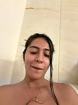 Sophie  Foxxx online show from November 30, 2025, 3:18 am