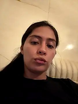 Snapshot of Sophie__Foxxx chatting on September 15, 2025, 4:02 am Sophie Foxxx online show from September 15, 2025, 4:02 am