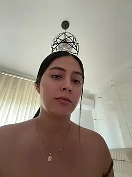 Sophie  Foxxx online show from July 16, 2026, 4:48 pm