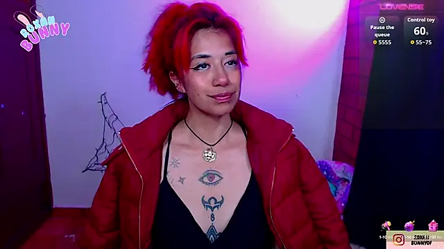 Snapshot of Roxanbunny1 chatting on October 1, 2025, 5:34 am Roxanbunny1 online show from October 1, 2025, 5:34 am