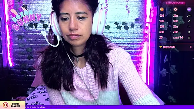 Roxanbunny1 online show from March 21, 2026, 8:19 am