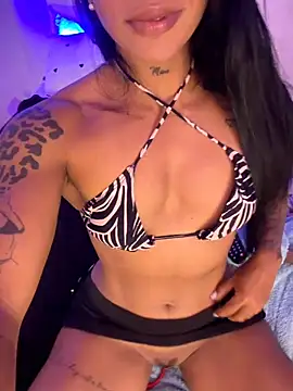 Charly  online show from April 5, 2026, 3:19 pm