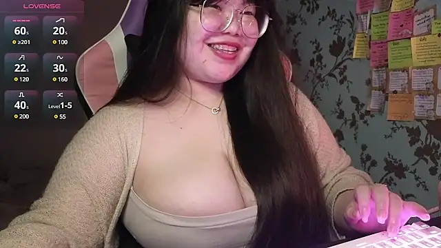 ANNELIESE  online show from December 1, 2024, 10:26 pm