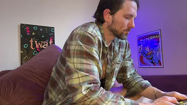 alexmannd online show from June 25, 2026, 6:24 pm