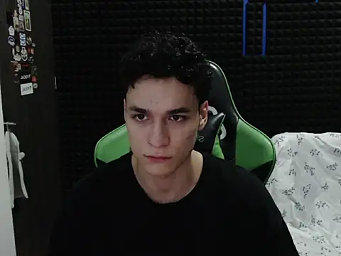 Curly Angel24 online show from December 5, 2025, 1:05 am