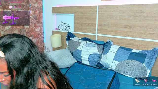 KAROL-SCOTT online show from April 16, 2026, 9:39 pm