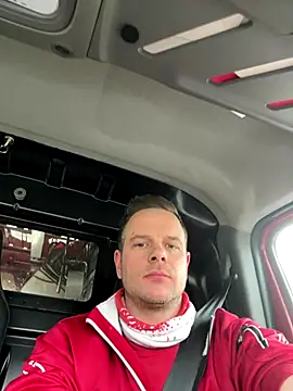 Snapshot of Danii0790 chatting on November 28, 2025, 11:32 am Danii0790 online show from November 28, 2025, 11:32 am