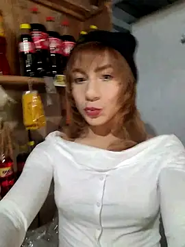 Snapshot of Evehampy chatting on July 19, 2026, 6:15 pm Evehampy online show from July 19, 2026, 6:15 pm