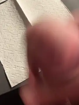 alieno27 online show from December 24, 2024, 9:11 pm