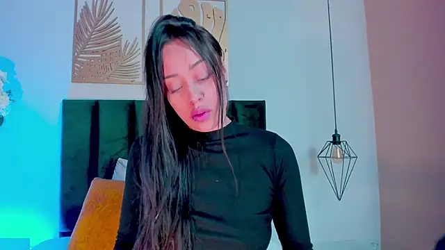 NoraDasilva online show from February 14, 2026, 12:16 pm