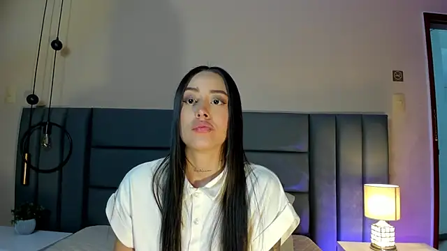 NoraDasilva online show from September 25, 2025, 1:00 am