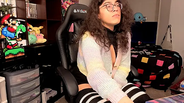 Snapshot of ShinyCherub chatting on November 6, 2025, 1:15 pm ShinyCherub online show from November 6, 2025, 1:15 pm