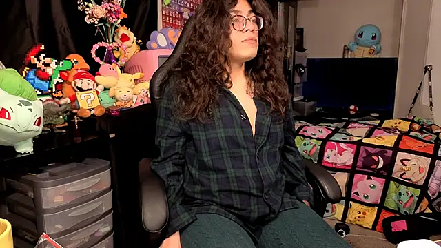 Snapshot of ShinyCherub chatting on November 2, 2025, 12:26 am ShinyCherub online show from November 2, 2025, 12:26 am